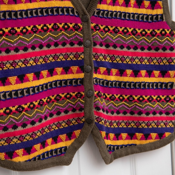 VTG Colorful Stripe Sweater Vest Womens XL Beaded 90s Y2K Cambridge Knit Aztec - Picture 3 of 4